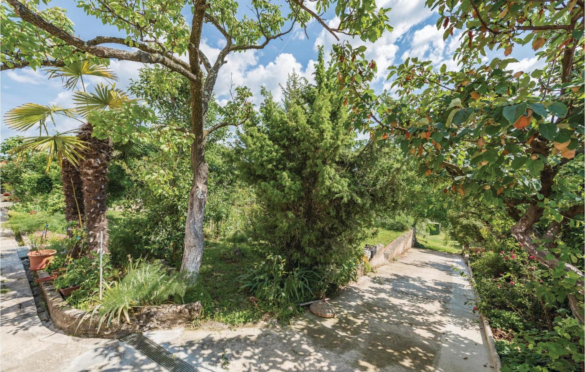 Awesome Home In Porec With House Sea View Luaran gambar
