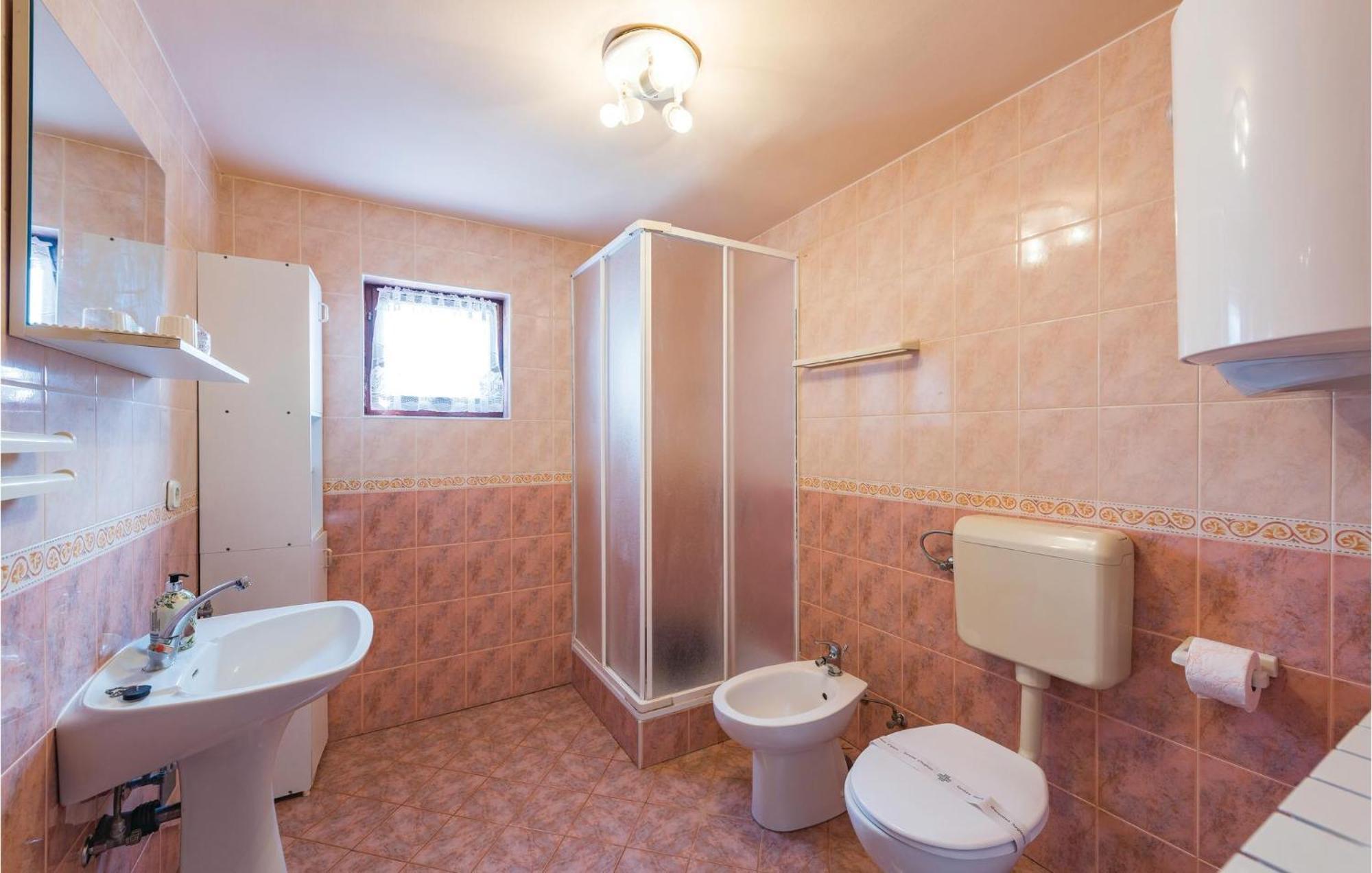 Awesome Home In Porec With House Sea View Luaran gambar